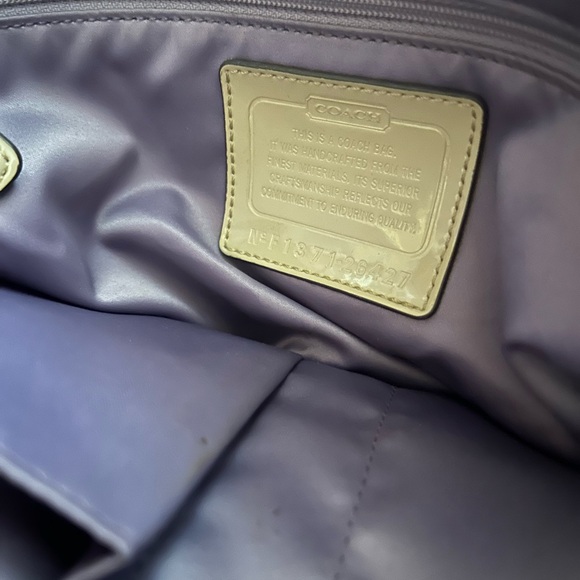 Coach Logo Zipper Tote Satchel Shoulder Bag - Picture 8 of 10